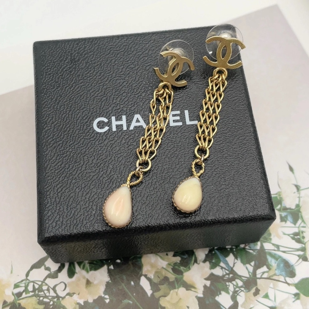 Chanel COCO pierced ear drop dangle Earrings